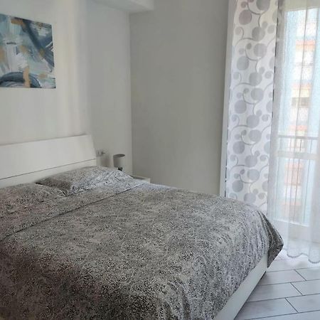 Ferienwohnung Ampio Bilocale In Zona Porta Vittoria / Corso Lodi Mailand Exterior foto