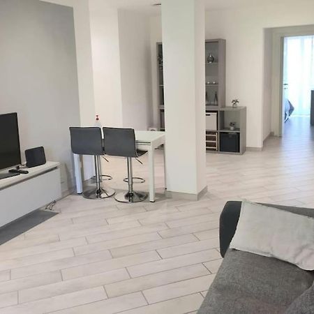 Ferienwohnung Ampio Bilocale In Zona Porta Vittoria / Corso Lodi Mailand Exterior foto